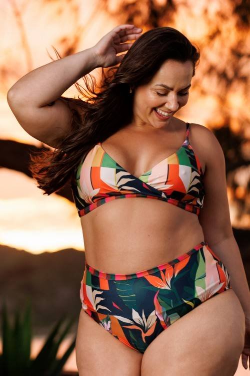 CALCINHA BIQUINI HOT PANT ESTAMPA BOTÂNICA