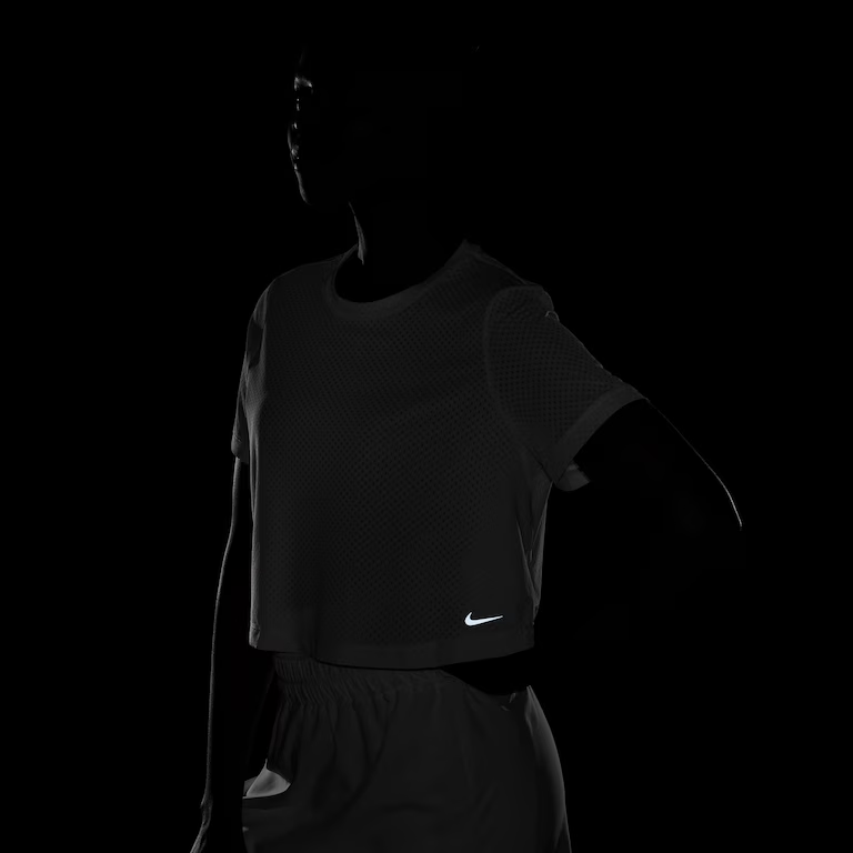 Camiseta Nike One Classic Feminina - Imagem 5
