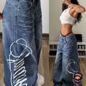 Calça Azul Estonada com Grafismo