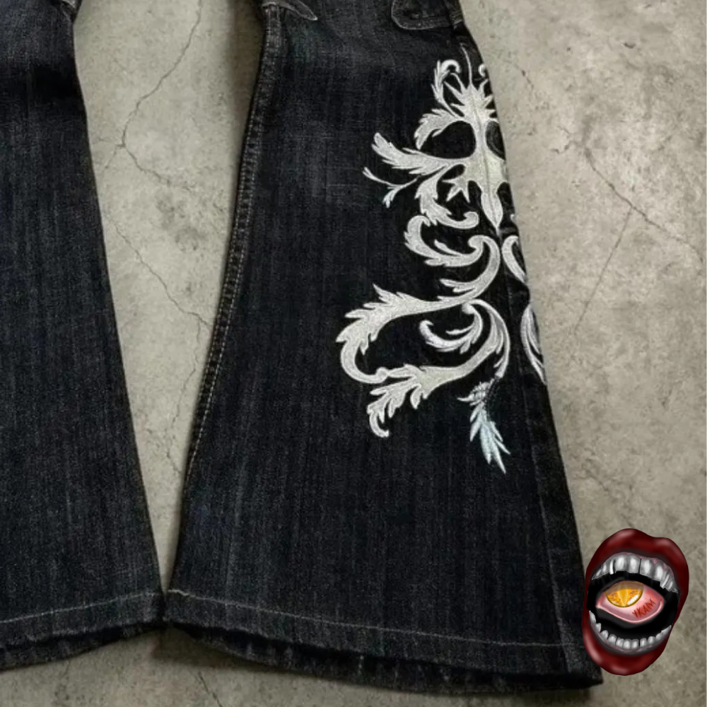 Calça Jeans Flare Bordado Tribal e Corrente - Imagem 2