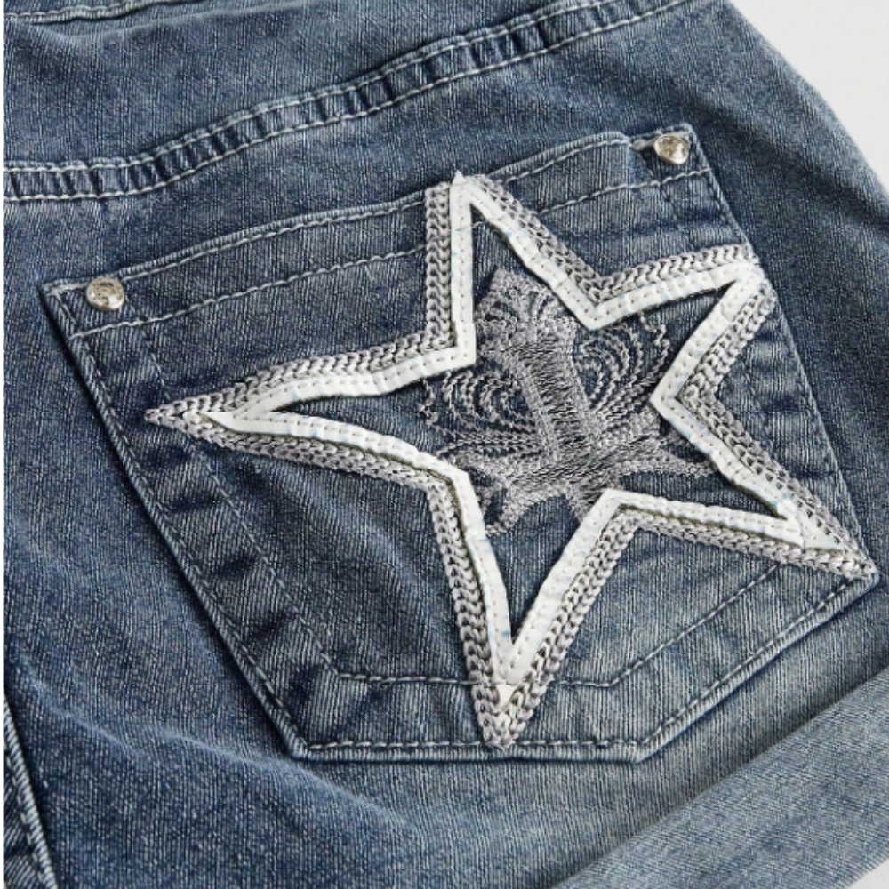 Shorts Bordado de Estrela nos Bolsos - Imagem 2