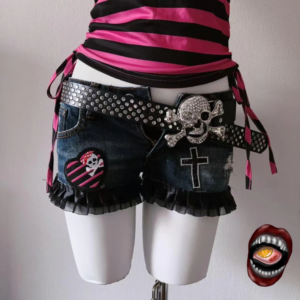 Shorts Jeans com Babados e Patches