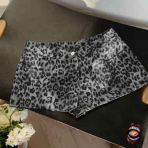 Short Jeans Animal Print Cinza
