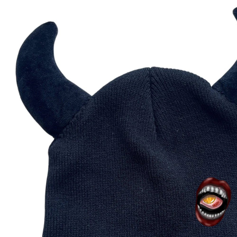 Gorro Preto de Lã com Chifres - Imagem 3