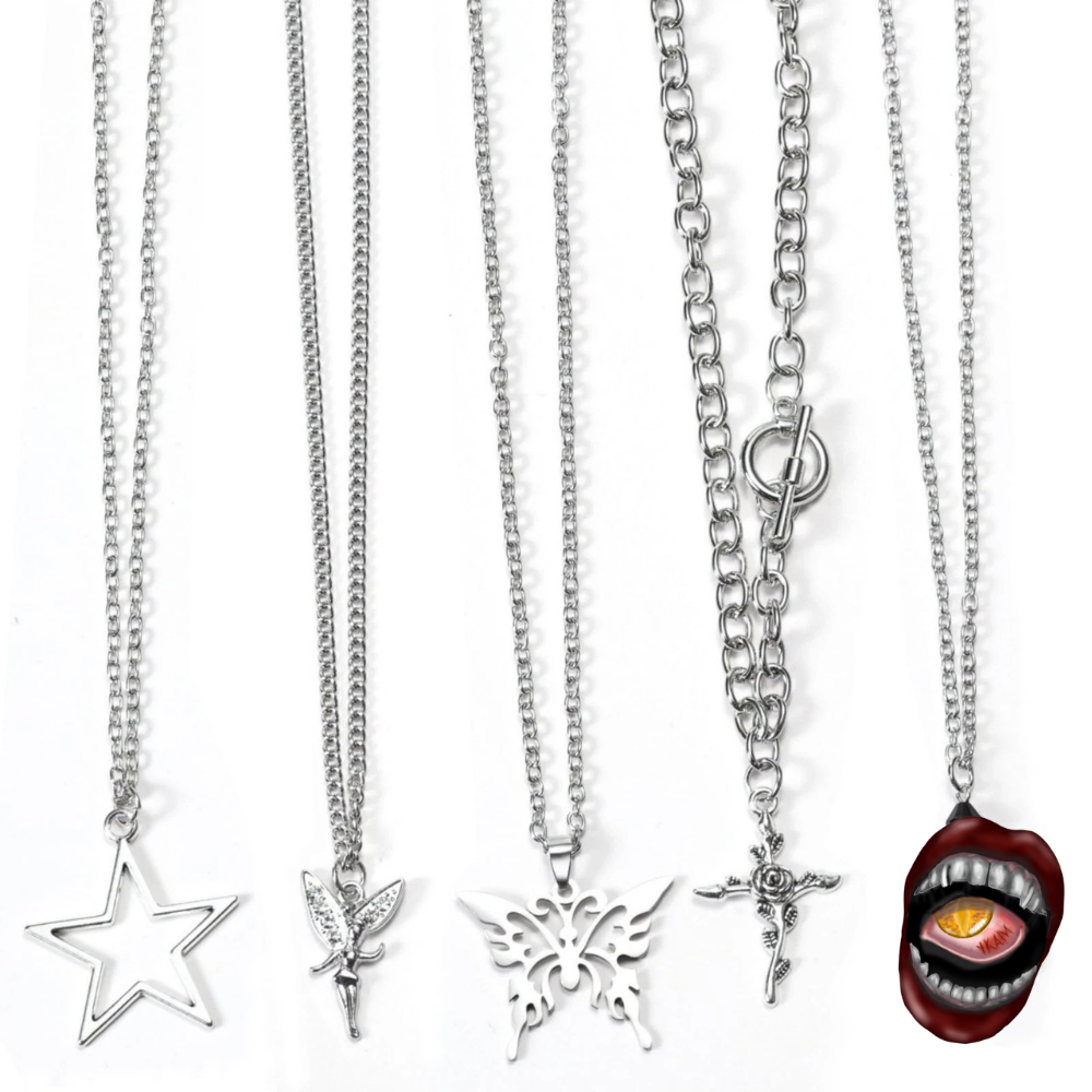 Kit Correntes Prateadas com Pingentes